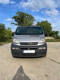 Opel Vivaro 8+1 Autoturism