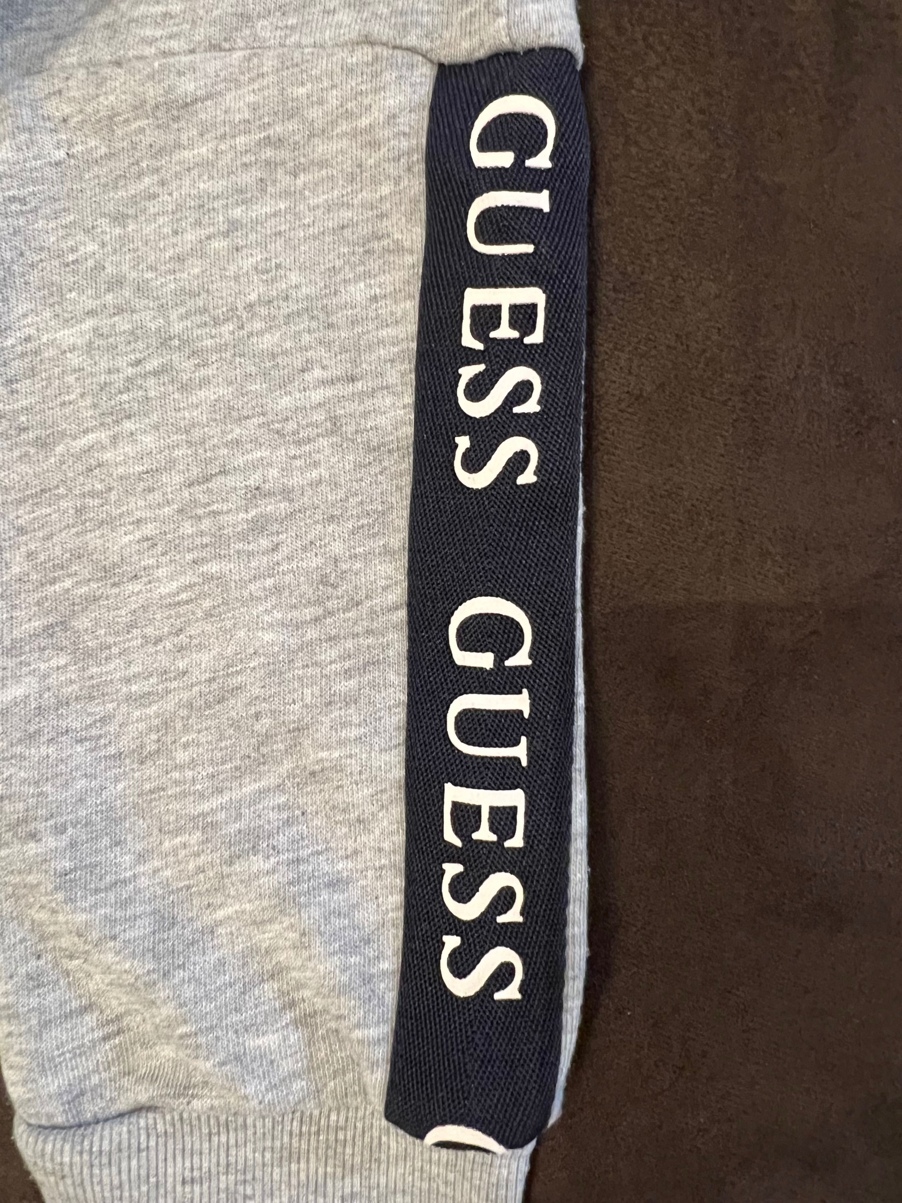 Детски спортен панталон Guess