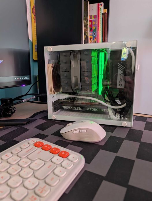 Mini PC Gaming 9600X RTX5060 32DDR5