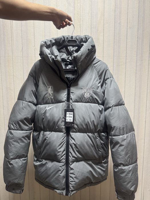 Новый куртка зимный спортивный