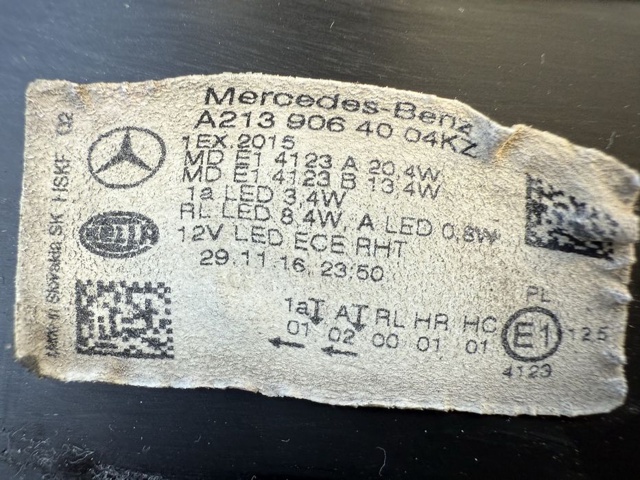 Far dreapta Mercedes E Class LED High Performance Original Europa