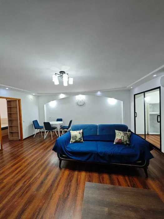 R1 Сдаётся квартира 2/2/5 на Мирзо Улугбекский Художник!