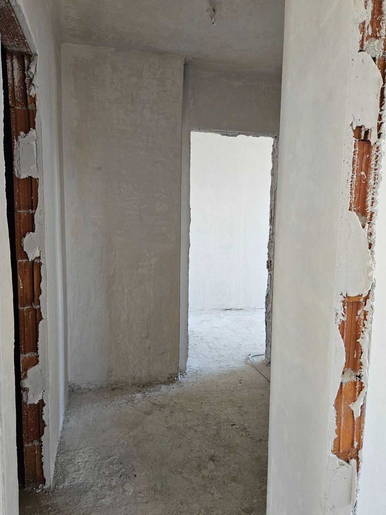 Продава се Двустаен апартамент в София, Малинова долина - 68 кв.м за 2090 €/кв.м - Снимка #1