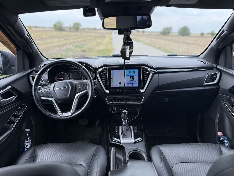 Isuzu D-Max (Full)