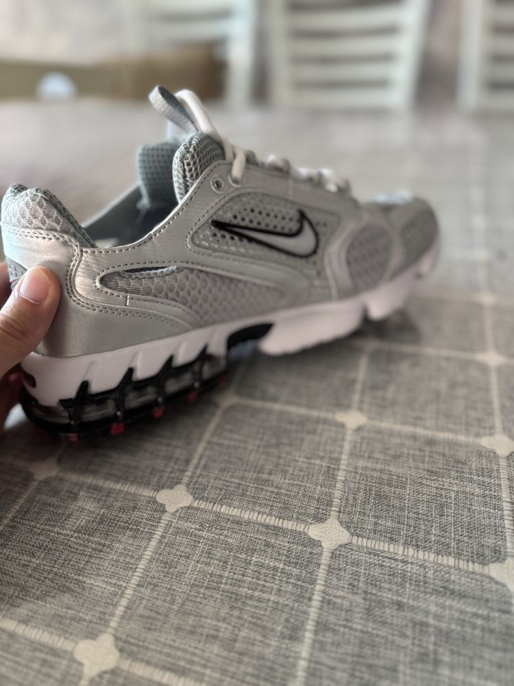 Nike air zoom spiridon cage 2