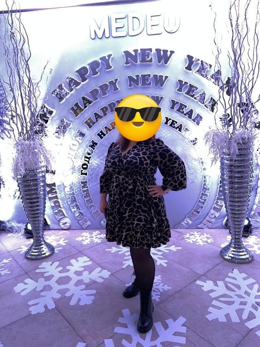 Продам платье назапах