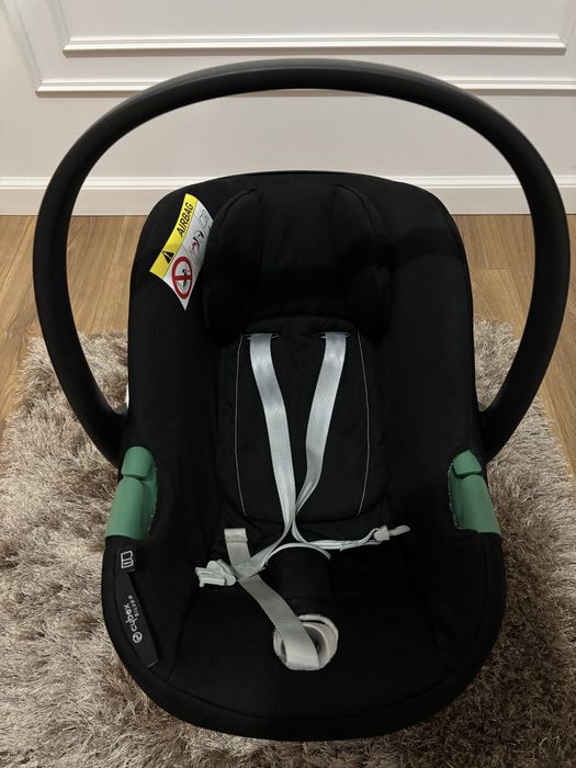 Scoică auto Cybex Aton B2 i-Size - negru vulcan