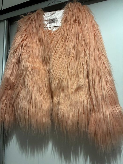 Палто с косъм-ново