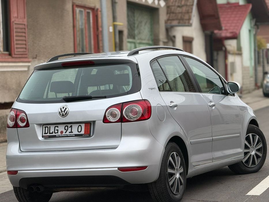 Vând Golf 6 Plus 2.0 Diesel Euro 5