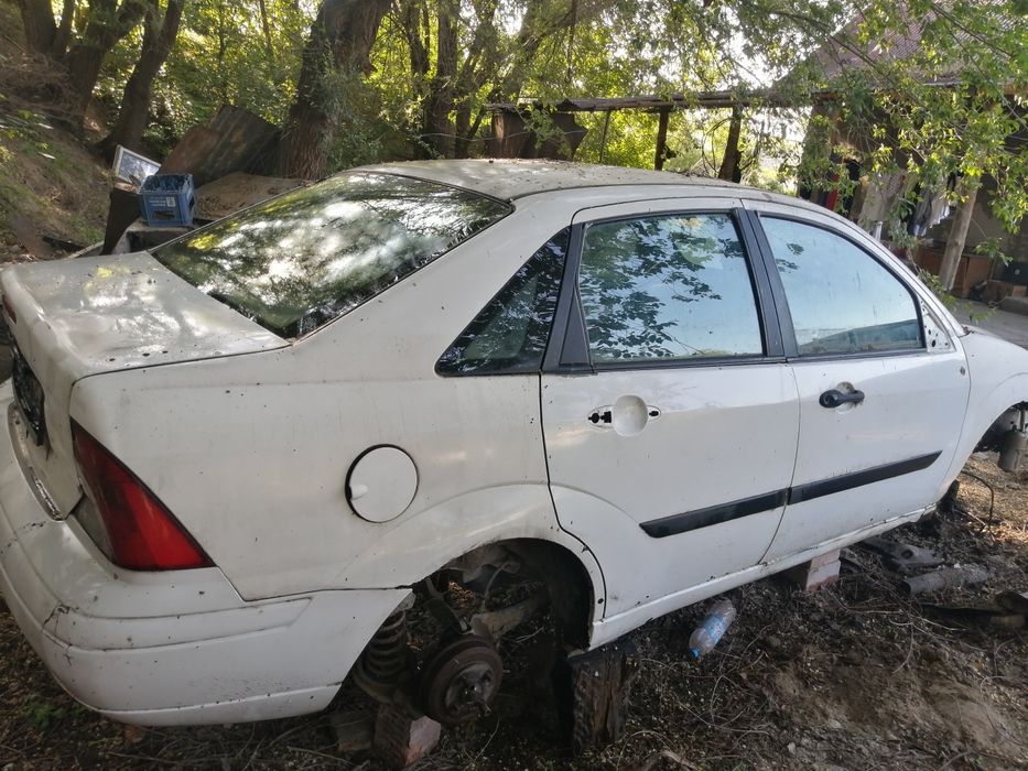 Продам форд фокус 2000г.в