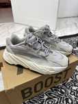Кроссовки Adidas Yeezy 700 Static v2