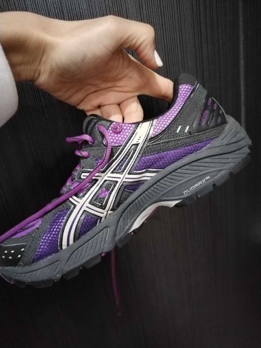 Оригинални туристически/планински обувки Asics 39.5