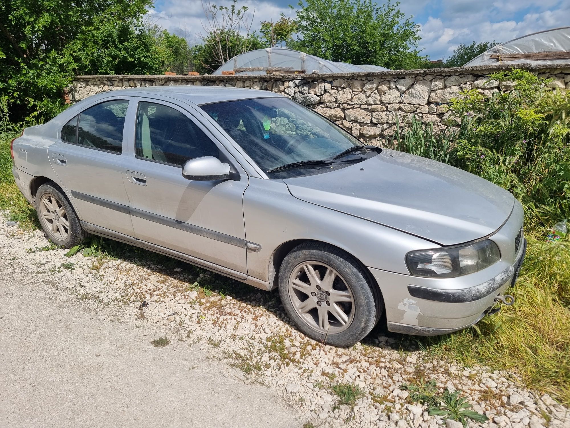 Volvo S60 D5 На части лети джанти 16 Навигация