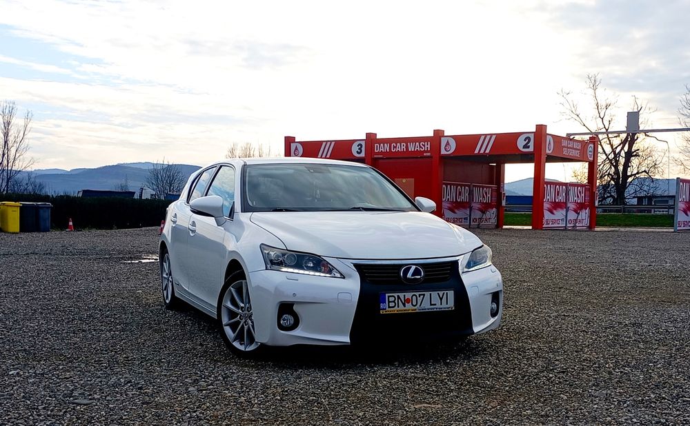 Lexus CT 200h hibrid 2013