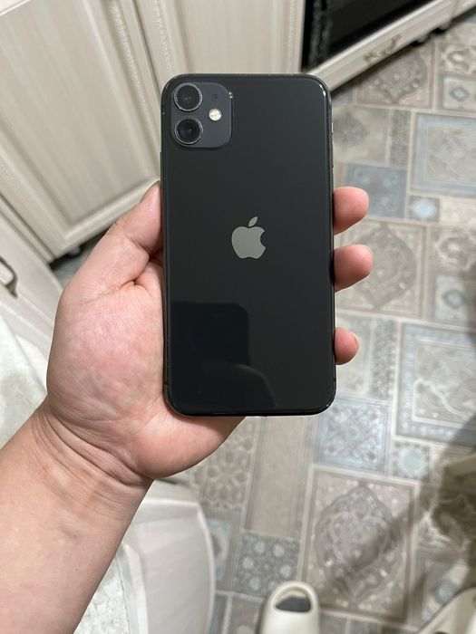 iPhone 11 128Гб в идеале