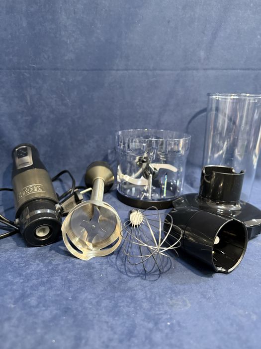 Ръчен пасатор Black and Decker