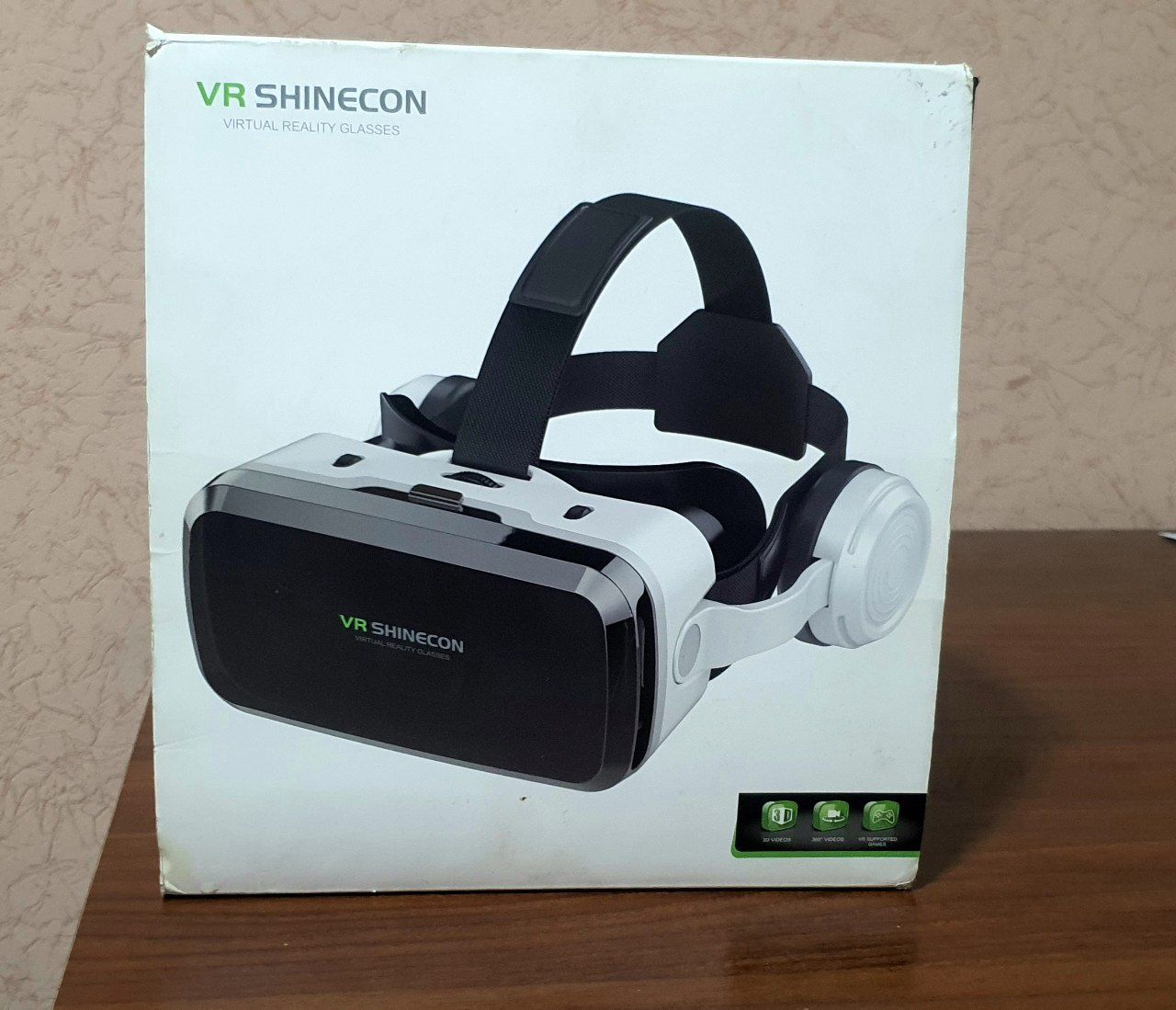 Продаю VR очки виртуальной реальности.