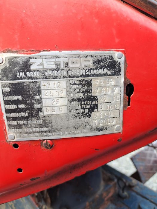 Tractor Zetor 50 CP+plug