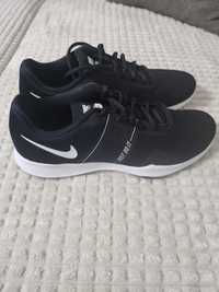 Nike city trainer 2