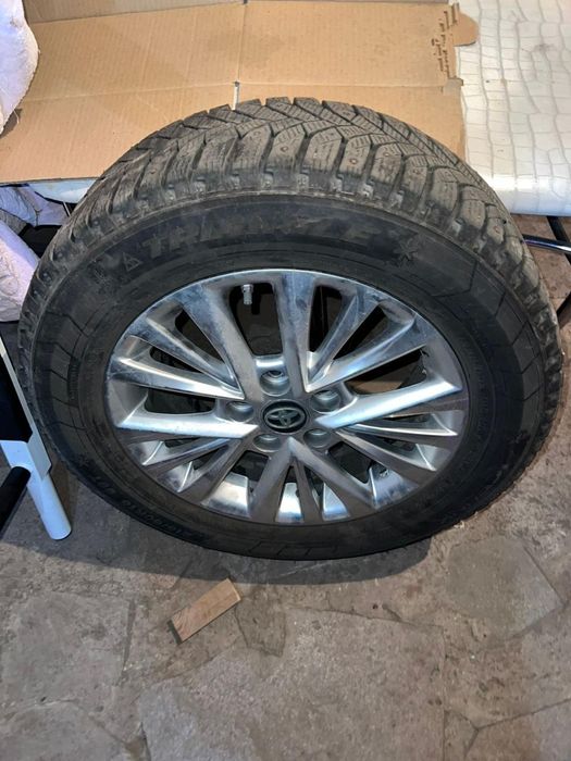 Автошина сборе с дисками