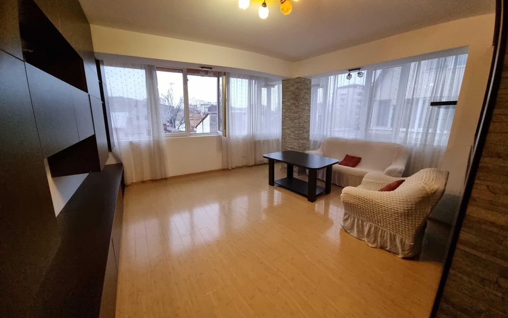 Apartament 3 camere zona Obor Mosilor (2009, mobilat, utilat)