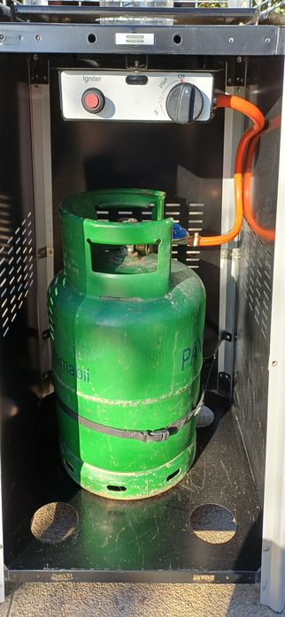 Vând încălzitor pe gaze de 13 KW