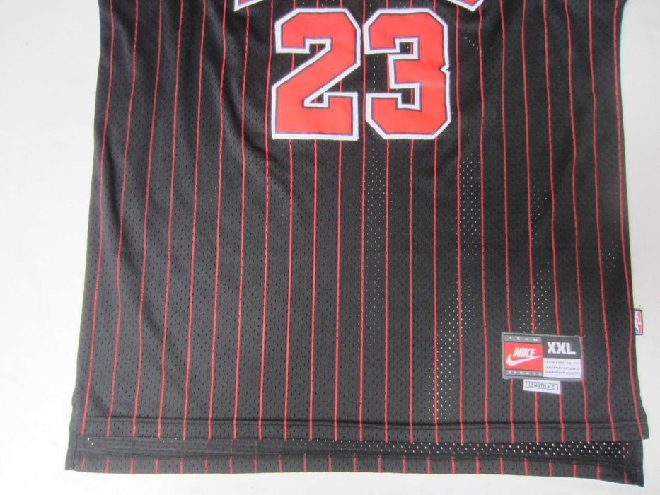 Maiou baschet JORDAN, Chicago Bulls, masura XXL, marca Nike,  ca nou