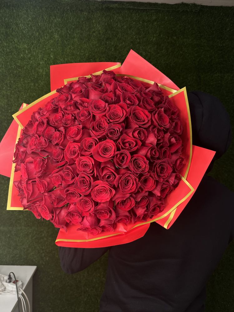 Бесплатная Доставка цветов, цветы,розы,метровые розы,шары