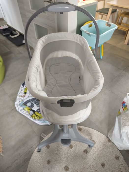 Chicco Baby hug 4 in 1 креватче, шезлонг, стол за хранене