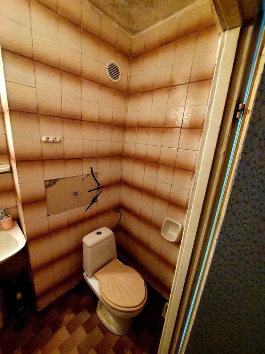 Дава се под наем Двустаен апартамент в Бургас, Възраждане - 62 кв.м за 280.5 € - Снимка #4