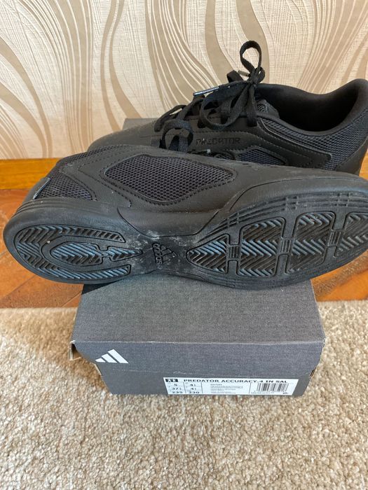 Маратонки Adidas Predator 37 1/3