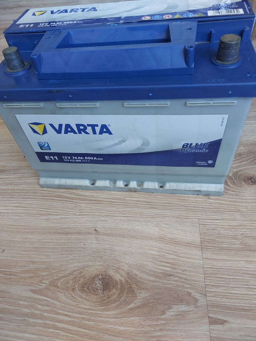 Акумулатор VARTA  BLUE Dynamic 12V 74Ah 680A