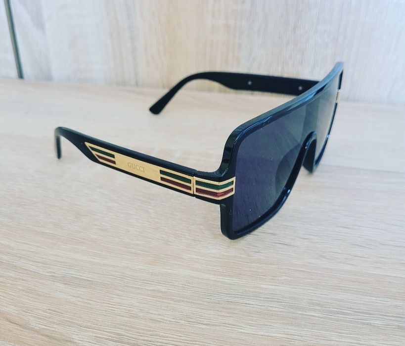 Ochelari Gucci  .