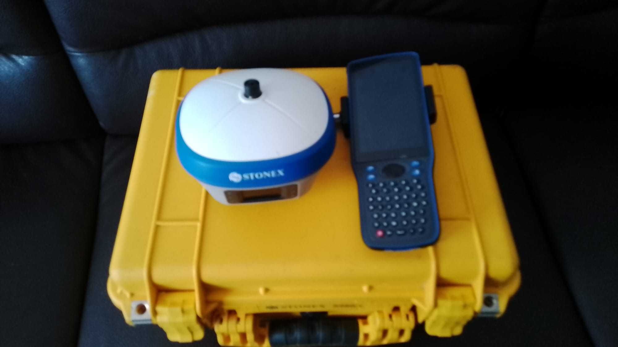 Pachet Topografie: GPS RTK Stonex S980A + Stație Totală Leica TCR805