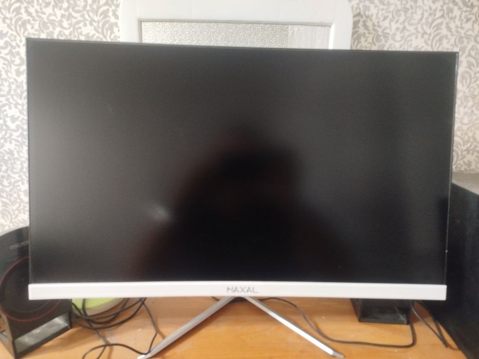 Продаю монитор 1080p