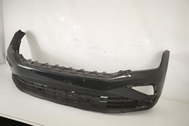 Предна броня Оригинална С Датчици И Предна Пола В Добро Състояние Фолк