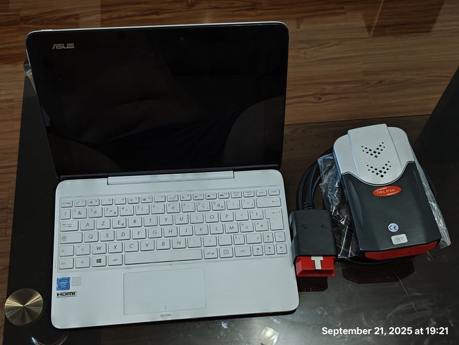 Laptop tableta Asus + interfata diagnoza auto Delphi