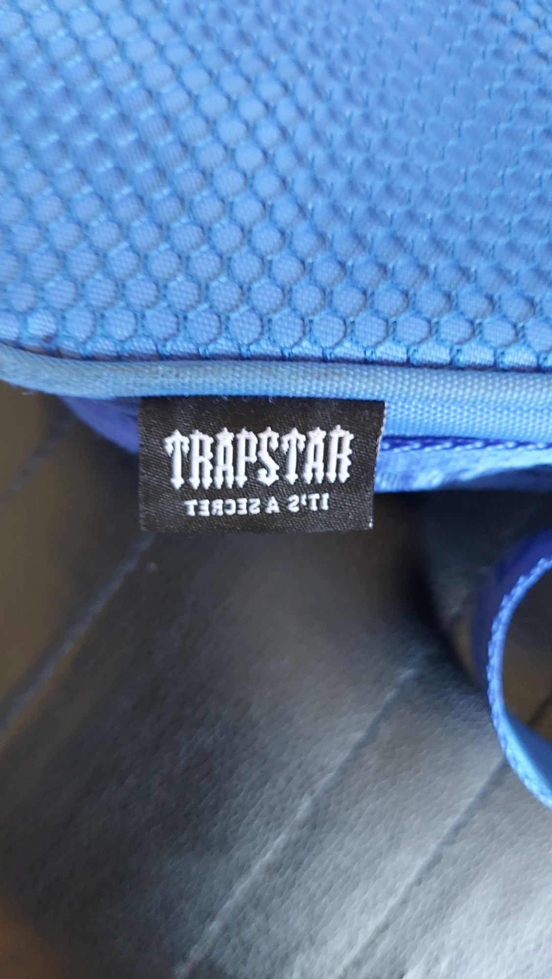 Borseta trapstar original am bon