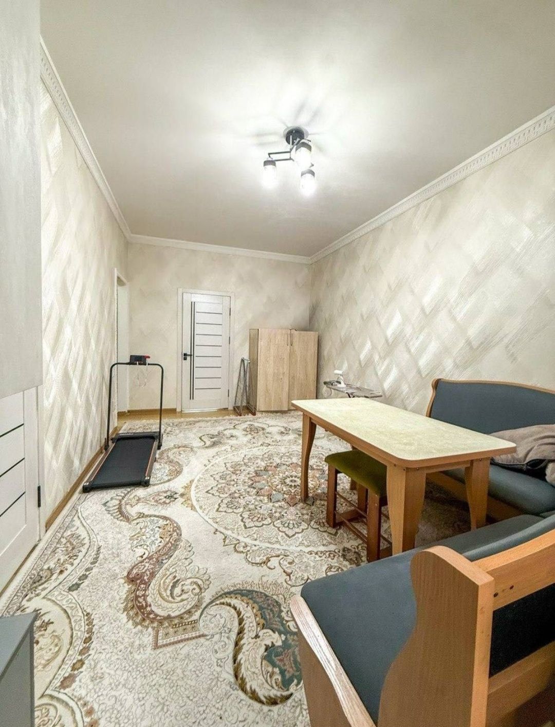 Продаётся 2в3/3/5 Метро БИЙ бывший Максим Горький