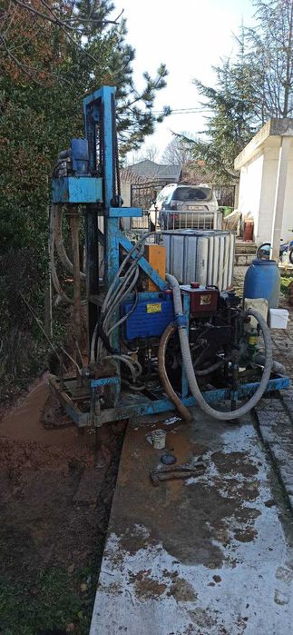 Сондажи за вода.