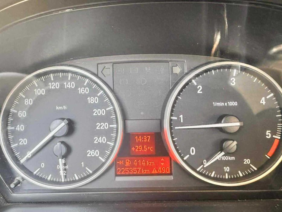 BMW seria 3 , e90 - facelift