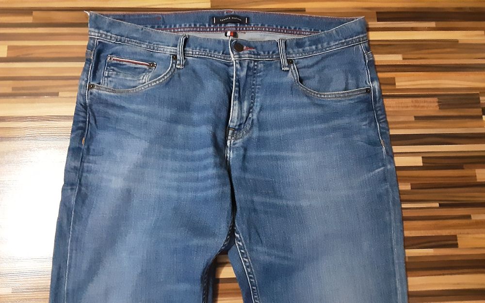 W36 L36 Tommy hilfiger оригинални дънки