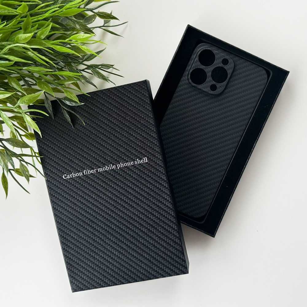 Калъф Genuine Carbon Apple iPhone 15/Pro/Max