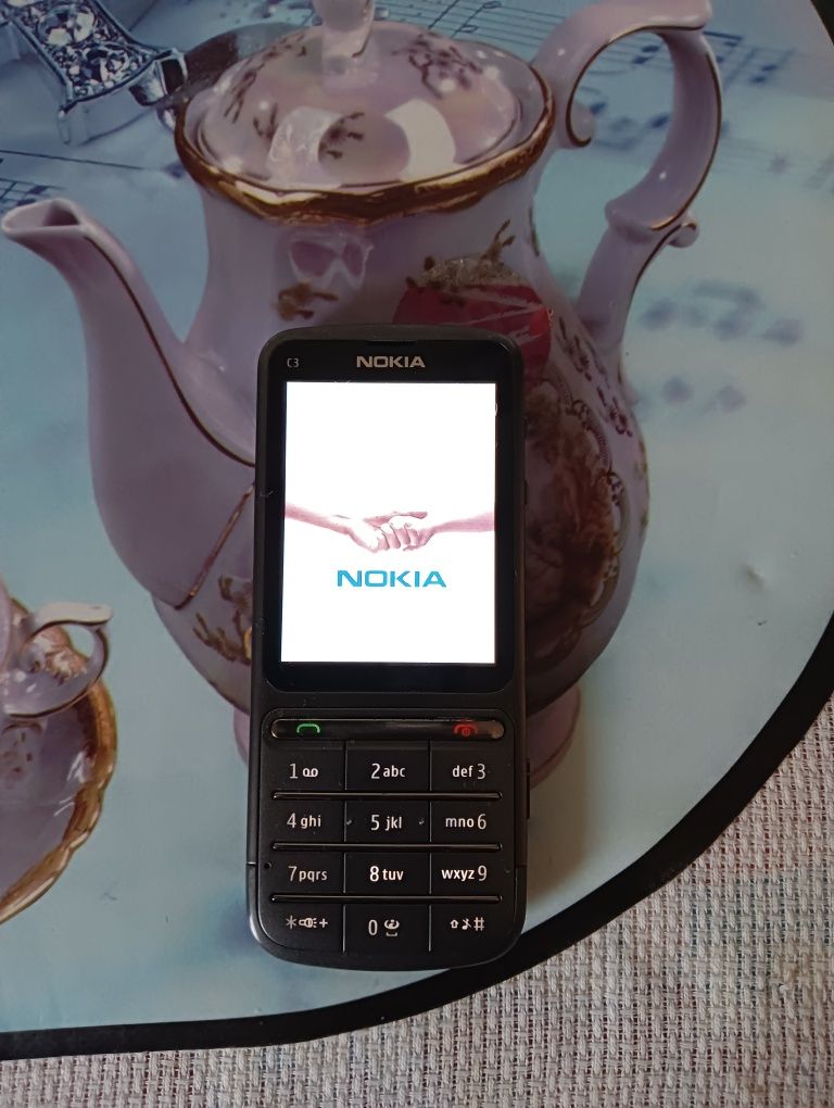 Vând Nokia c3 urgent