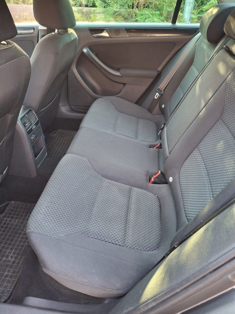 Autoturism VW Jetta 1.6 Tdi.