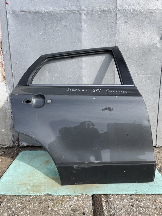 Задна дясна врата за Suzuki Sx4 S cross Сузуки Сх4 С крос 2013-2016г