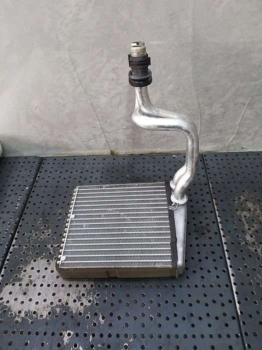 Radiator calorifer apa bord vw golf 5 1k 1k0819031a