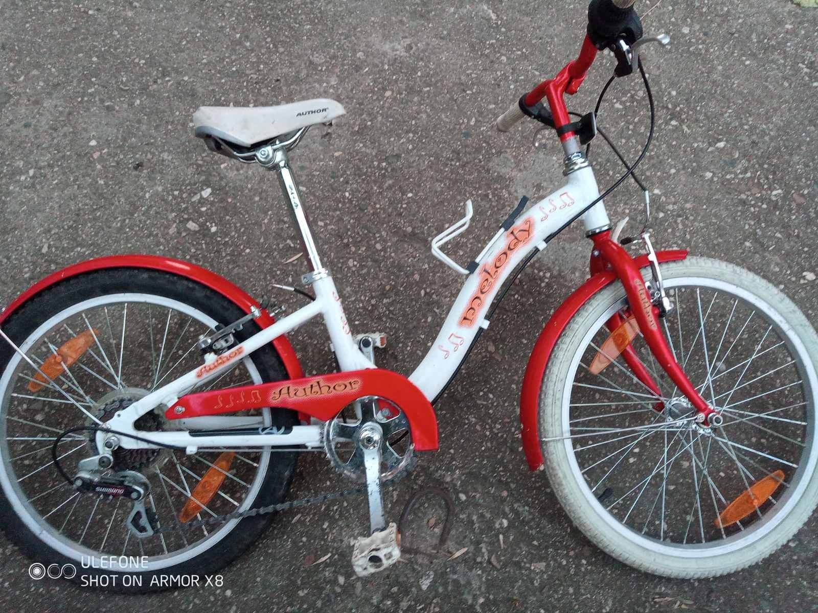 Продавам три броя детски колела.