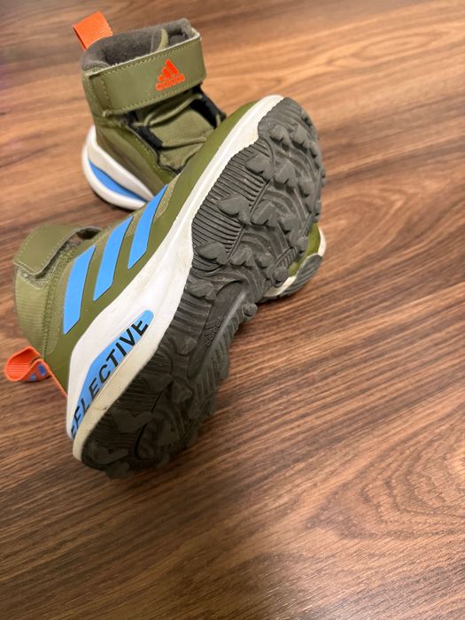 Детски боти Adidas