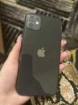 Продавам Iphone 11